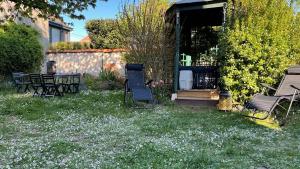 Villas luxury Villa Marie Emeraude Paris Orly Jacuzzi : photos des chambres