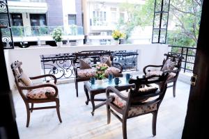 Fortune Home Service Apartment 1BHK, D-198 Near Max Hospital