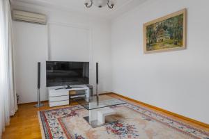 Central 2-BD Bright Apartment in Sofia by Flat Mаnager