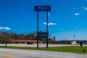 Suburban Studios Brazil - Terre Haute