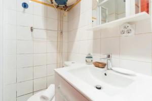 Appartements Nice and Comfortable Studio Apartment - Paris : photos des chambres