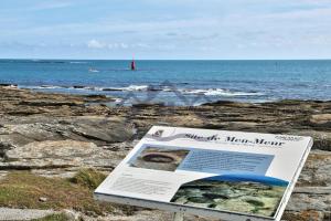 Maisons de vacances LocaLise - Maison de plain pied face a la mer et acces direct a la plage : photos des chambres