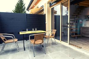 Appartements Le Clos Tanvol 3- terrasse-clim-parking : photos des chambres