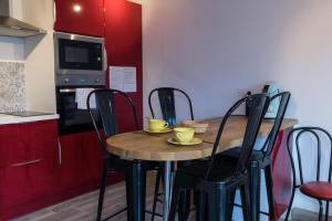 Appartements Le Clos Tanvol 3- terrasse-clim-parking : photos des chambres