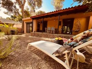 Varkiza Iris villa near sea airport free shuttle - Vári