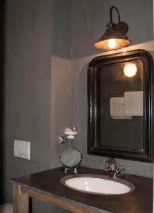 B&B / Chambres d'hotes Maison d'Alienor : Chambre Double Standard