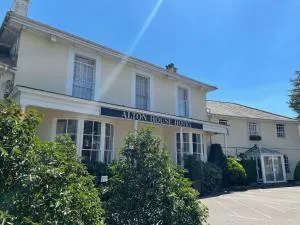 Alton House Hotel - Lower Froyle