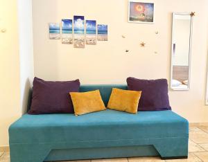 Royal Studio Sea View by Kaliakria