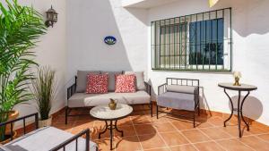 Stunning Calahonda duplex by Costarentals- Ref 190