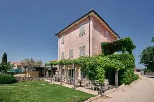 Winery Cuj Bed & Breakfast - Vilanija