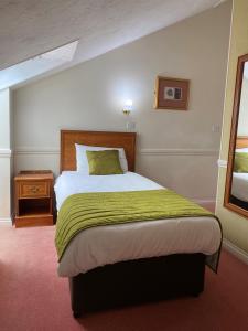 Single Room room in Alton House Hotel