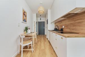 Cozy Studio Jaworska with FREE GARAGE by Noclegi Renters