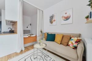 Cozy Studio Jaworska with FREE GARAGE by Renters