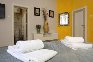 Deluxe Double Room room in Bed & Breakfast Garden40