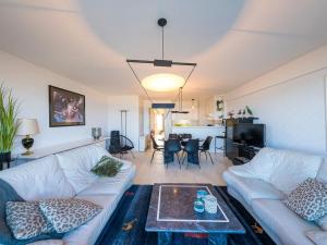 Beautiful apartment on the 4th floor with garage