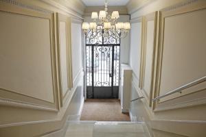 Two-Bedroom Apartment (4-6 Adults) room in AinB Eixample-Miro Apartments