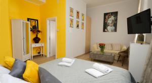 Deluxe Double Room with Extra Bed room in Bed & Breakfast Garden40