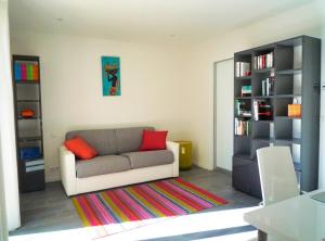 Appartements Beautiful and spacious apartment with a lovely garden : photos des chambres