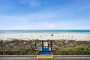 AquaVista Beach Resort by Panhandle Getaways