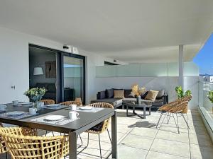 Via Celere 2332 Luxury Sea View Apartment