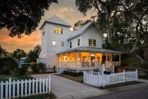 Seaside Cottage 81 - Pristine Grand Pavilion Home Pool Pass - Pine Island