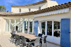 Maisons de vacances Beautiful Villa with garden and private pool : photos des chambres