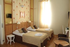 Villa Urhola, Kruunupuisto