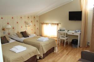 Villa Urhola, Kruunupuisto