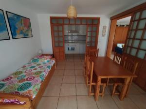 APTO. DOBLE PLANTA BAJA CON ACCESO A LA PISCINA