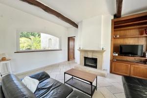 Maisons de vacances Beautiful Villa with garden and private pool : photos des chambres