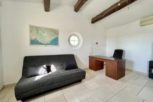 Maisons de vacances Beautiful Villa with garden and private pool : photos des chambres