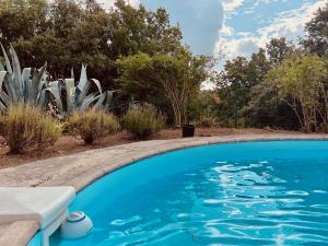 Villas Villa avec piscine en bordure de foret : photos des chambres