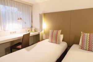 Hotels Campanile Lyon Bron Eurexpo : photos des chambres