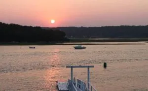 OFFICIAL SITE - Buoy 23 Vacation Home Gloucester, MA Deepwater dock - 伊普斯威奇