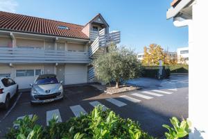 Hotels Campanile Lyon Bron Eurexpo : photos des chambres