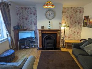 Endeavour Cottage Whitby Quiet Old Yard Fishermans Cottage