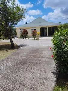 Charmant logement situé à la campagne avec Spa - Bois Neuf