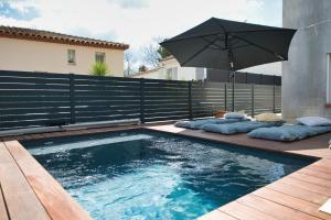 Villas Beautiful villa with pool in the heart of a residential area of Marseille : photos des chambres