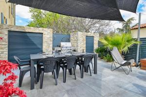 Villas Beautiful villa with pool in the heart of a residential area of Marseille : photos des chambres