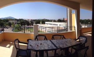 Regina Apartments img3