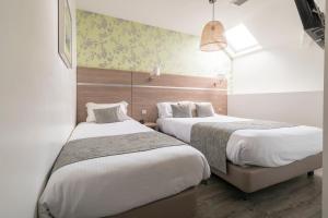 Hotels Logis Beaujoire Hotel : photos des chambres