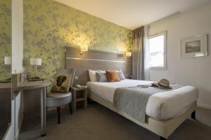 Hotels Logis Beaujoire Hotel : Chambre Double