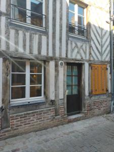 Appartements Charme et confort a proximite du vieux bassin : Appartement 1 Chambre