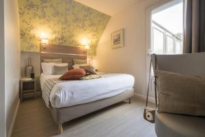 Hotels Logis Beaujoire Hotel : photos des chambres