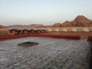 Yara camp - Raʼs an Naqb