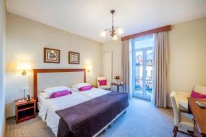 Comfort Twin Room with Balcony room in Hotel Federale