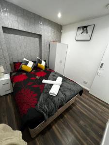 Good priced Double Rooms in Sherperds bush