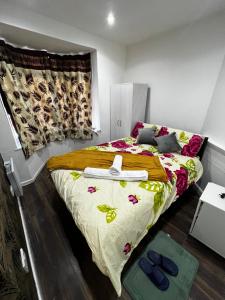 Good priced Accommodation in Sherperds bush