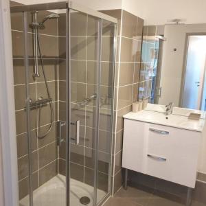 T2 neuf près des plages et commerces