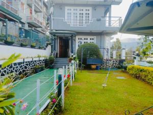 New Royal Mount Hotel
